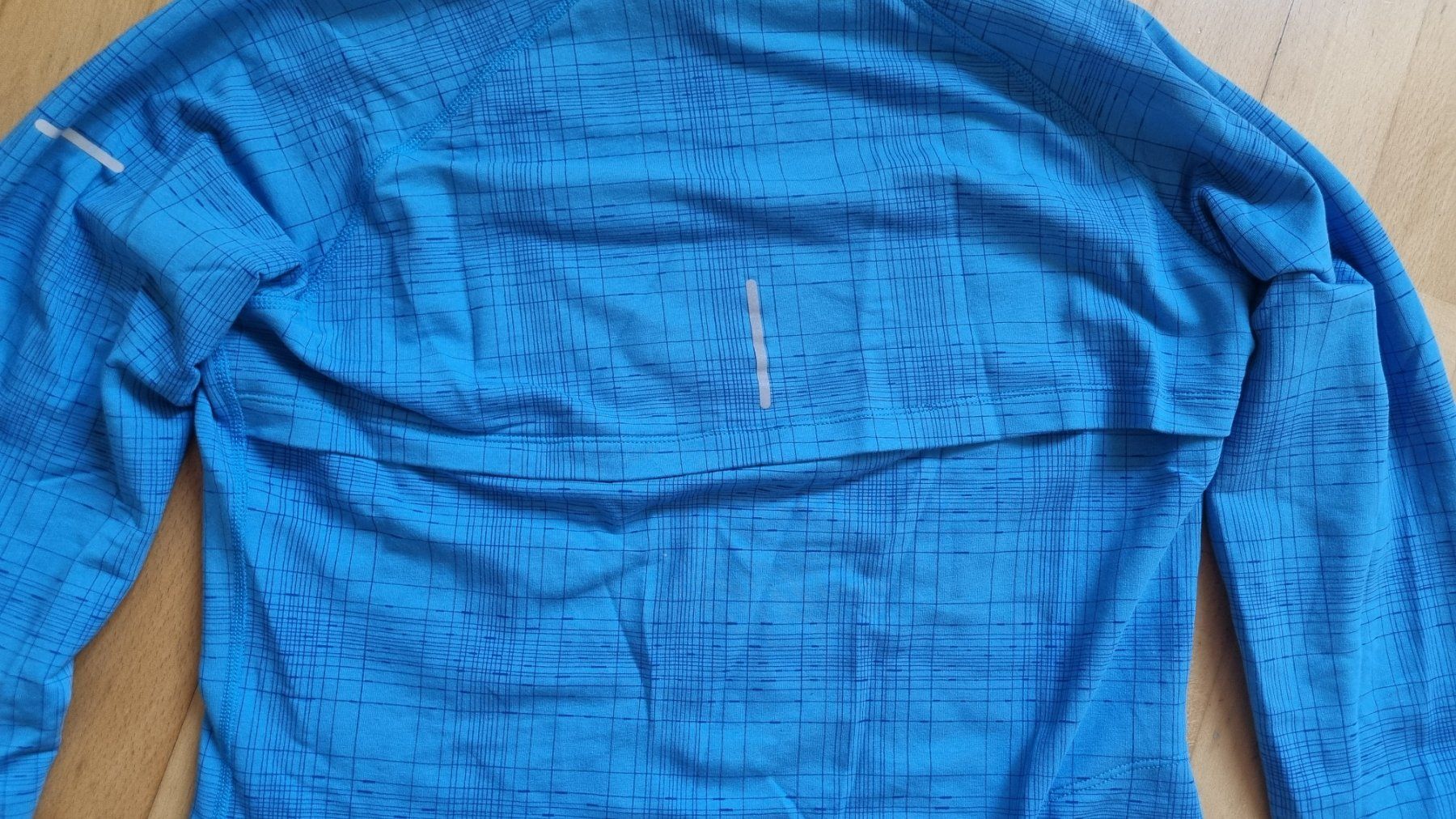 Nike Pullover & Sweatshirts: Nike Damen Lauf-Pullover mit Kapuze, Grösse L, gebraucht – Gebraucht aus Wohlen AG von stephanieAG 7