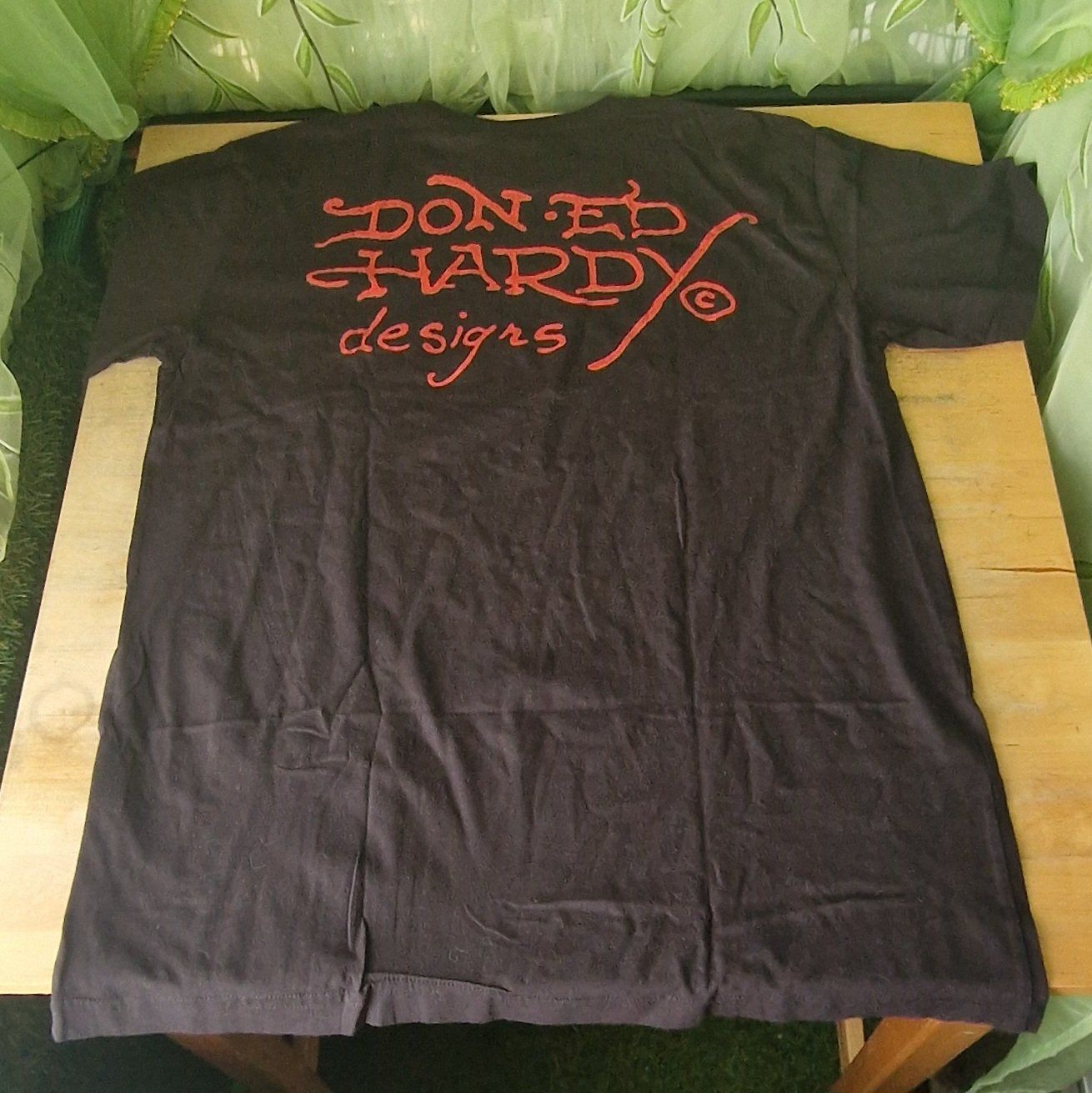 Ed Hardy T-shirt: Ed Hardy T-Shirt – Usato da Merlischachen venduto da Sheavy 5