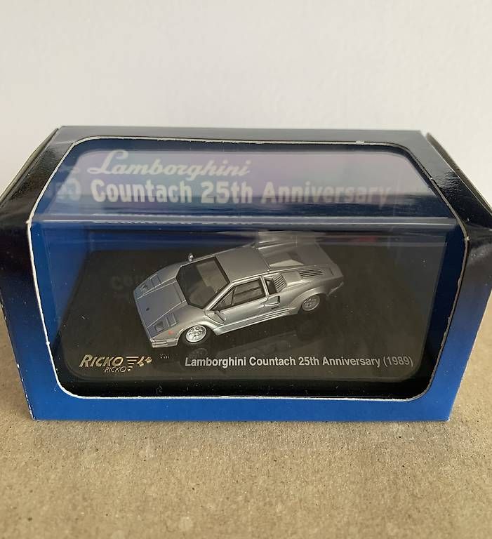 Modellini d'auto: Lamborghini Countach Ricko Modell – Usato da Bonstetten venduto da Guten