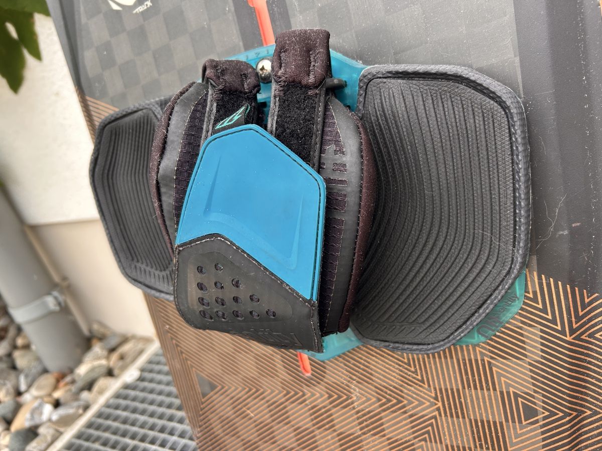 North Planches de surf: North Kiteboard Select 135/40 – D'occasion à Degersheim par Zybax 7