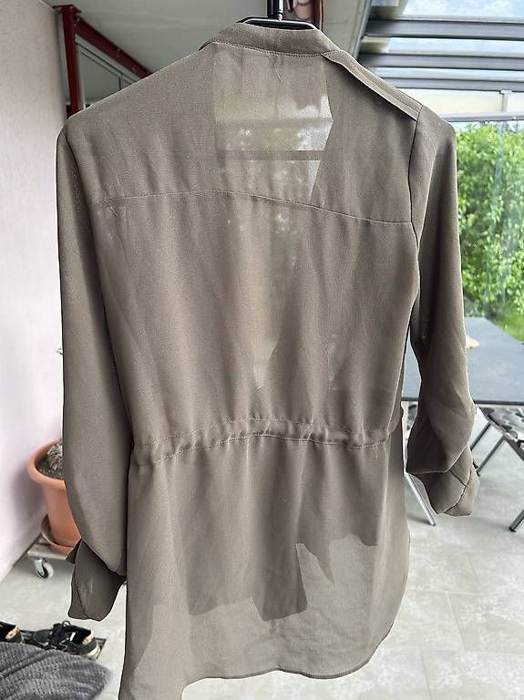 Jacken: Zebra Blazer/Jäckli in oliv – Gebraucht aus Niederbuchsiten von idontknow. 1