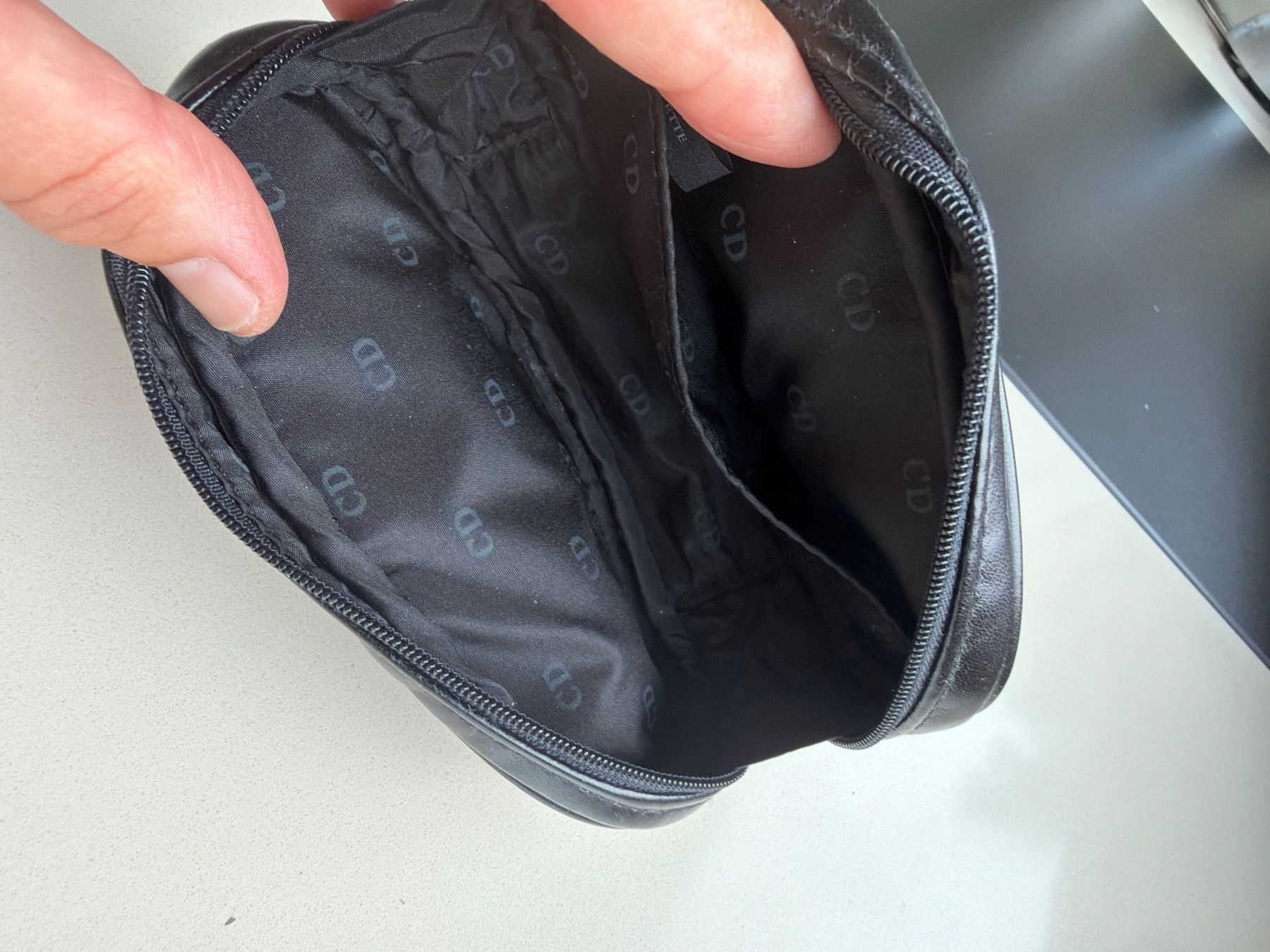 Dior Make-up: Dior Make-up Kosmetiktasche – Usato da Adligenswil venduto da goverla11 2