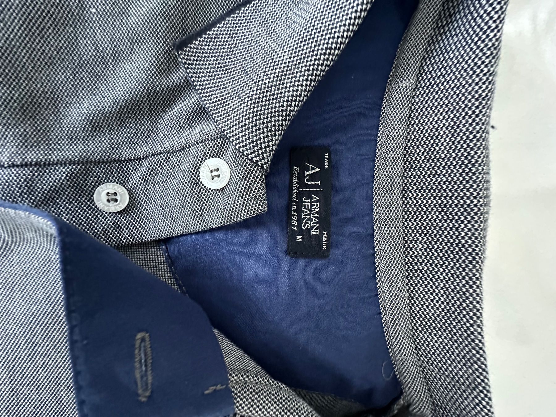 Armani Magliette Polo: Armani Poloshirt – Usato da Basel venduto da ari_qn6c 2