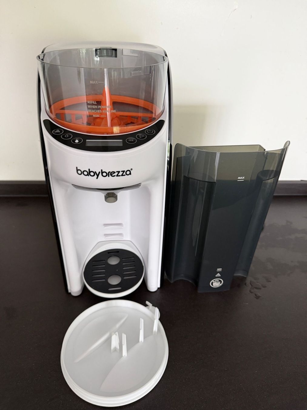 Baby Brezza Pasti del neonato: Babybrezza Formula Pro Advanced Milchzubereiter Top! – Usato da Spreitenbach venduto da BeaW07 5