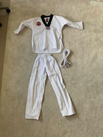 Taekwondo Anzug (Dobok) Kind Gr. 140