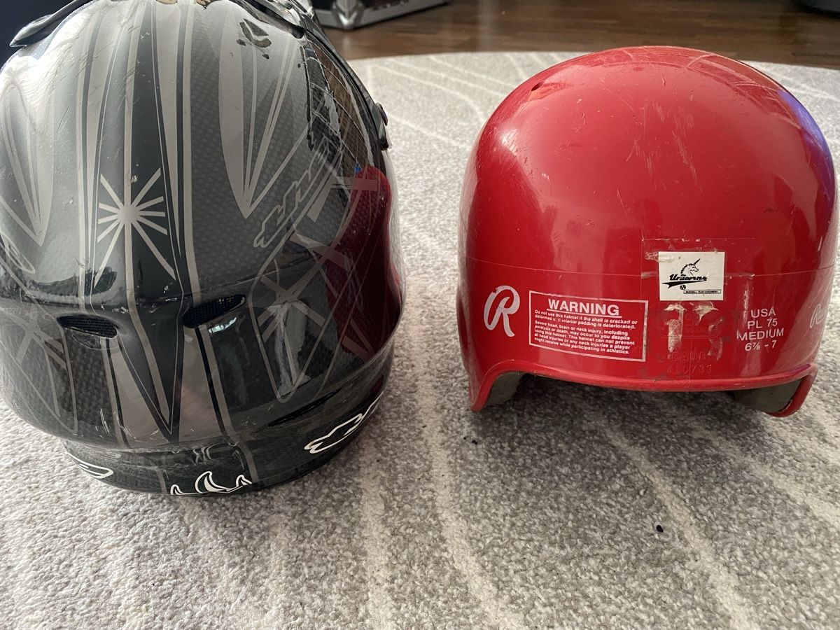 Caschi: 2x Helm – Usato da Baar venduto da Ape81 1