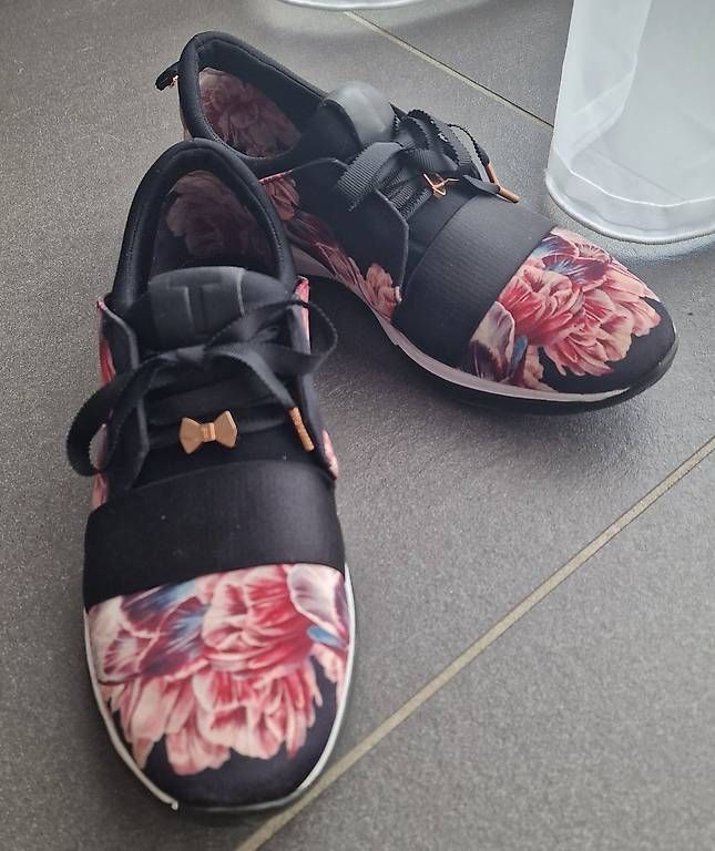 Ted Baker Scarpe da donna: Sneaker, Damensneaker, Ted Baker, Gr. 38 – Usato da Wängi venduto da bm8677 1