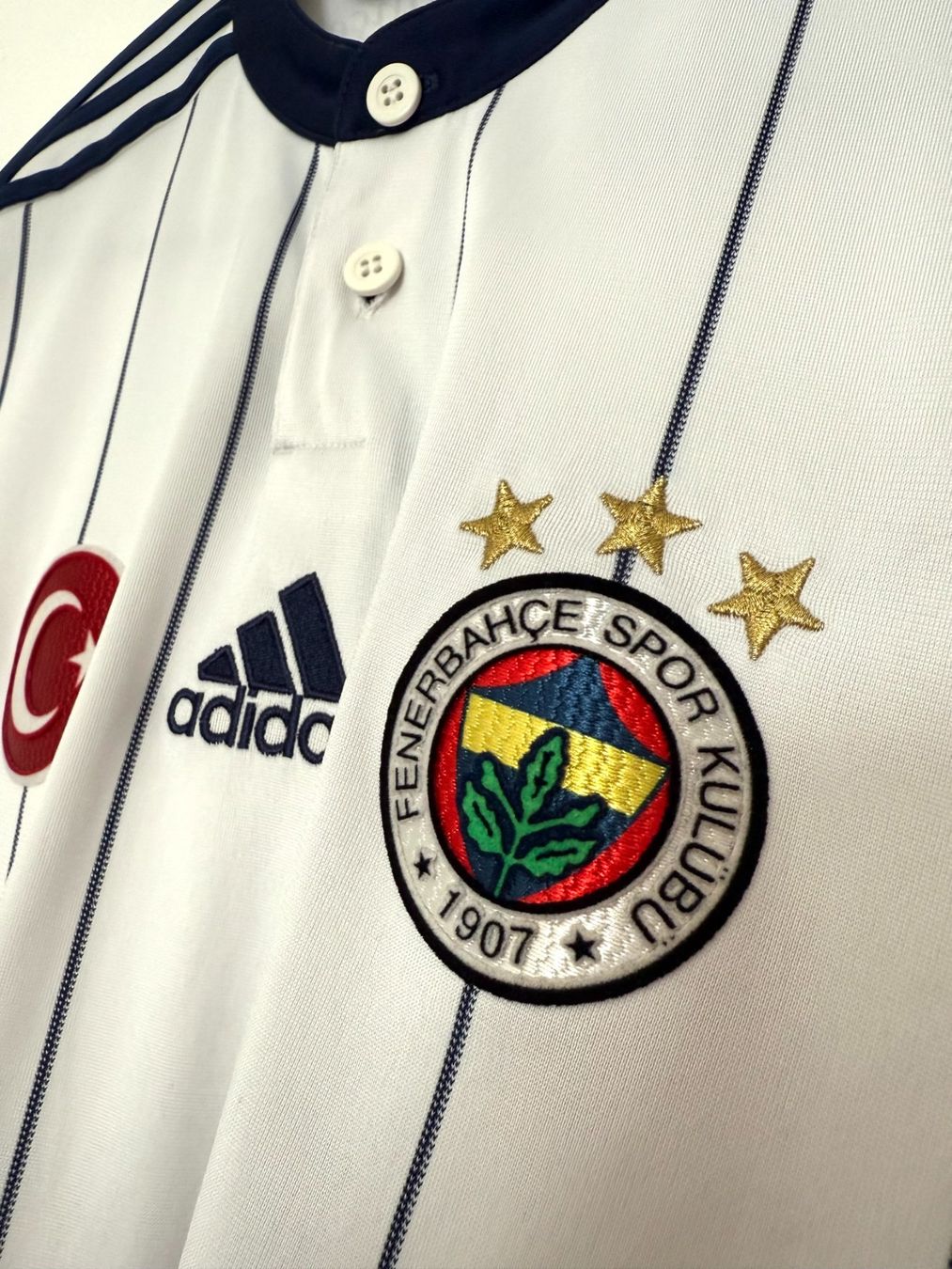 Fenerbahçe SK Canottiere & Pantaloni: Fenerbahce SK - Auswärtstrikot – Nuovo (secondo la descrizione) da Muttenz venduto da wizard040 2