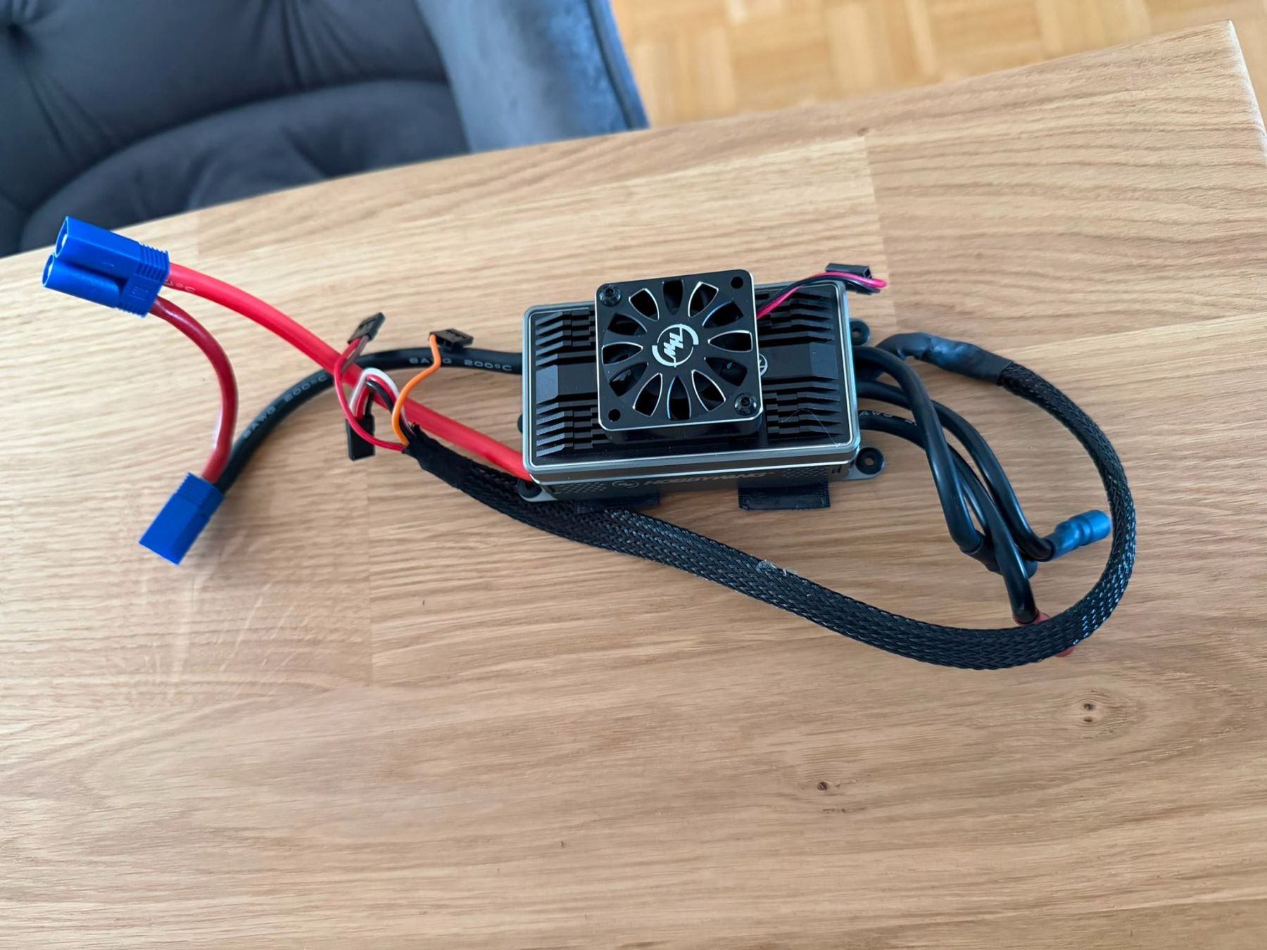 Hobbywing RC Modellbau: Hobbywing 200A V4.1 – Neu (gemäss Beschreibung) aus Hinwil von helifreak_64