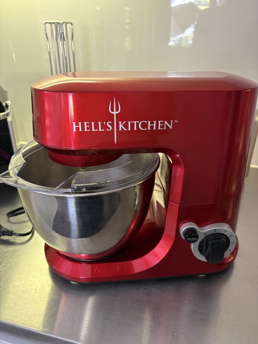 Elettrodomestici da cucina: Knetmaschine Hell‘s Kitchen – Nuovo (secondo la descrizione) da Zürich venduto da elm_gy6m
