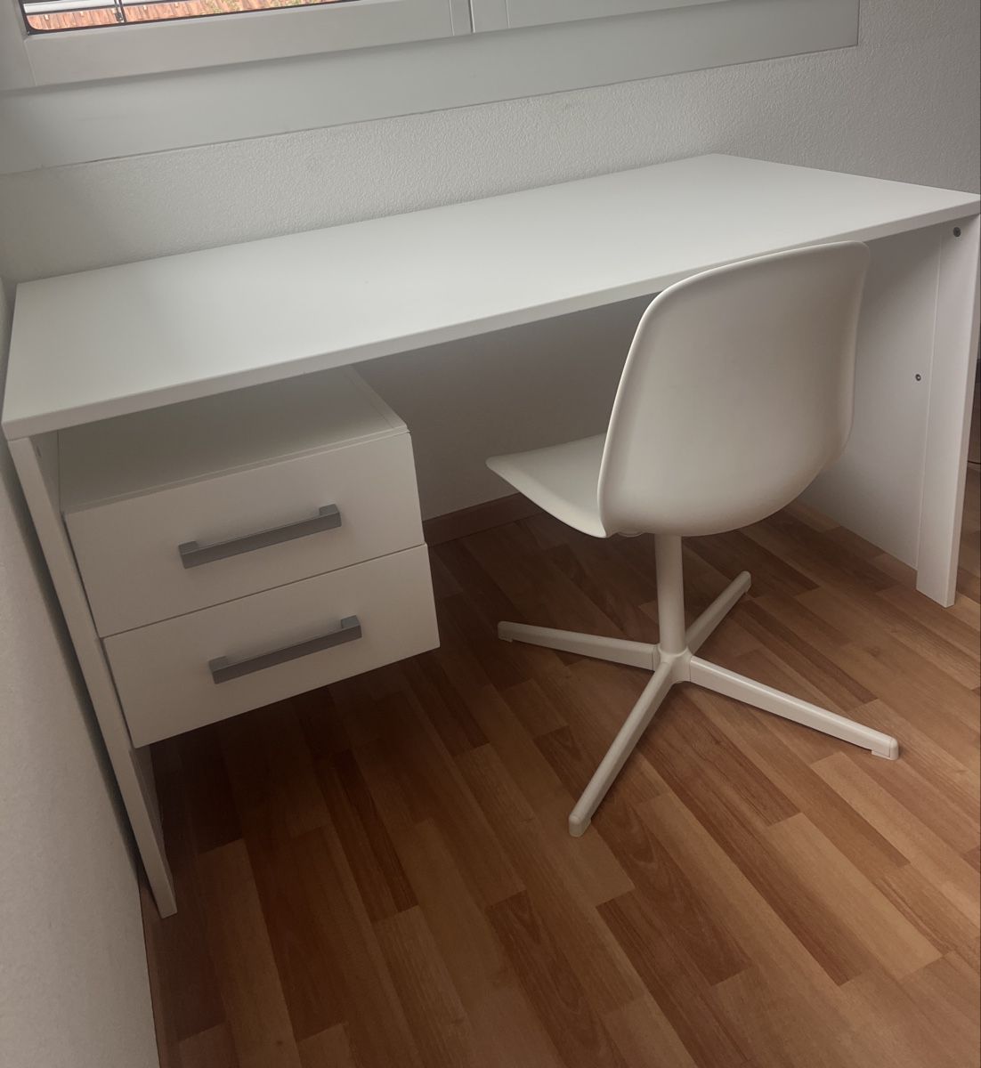 Scrivanie: Bürotisch inklusive Stuhl – Usato da Wilen b. Wil venduto da Sizilien13 1