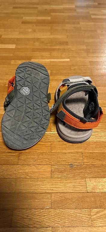 Scarpe per ragazzi: Sandalen Grösse 29 neu  – Usato da Zürich venduto da Lolle3000 1