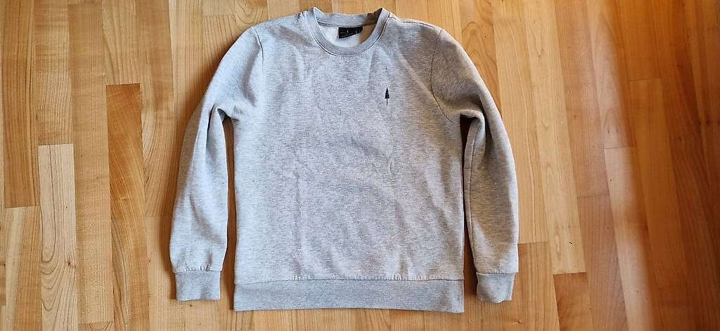 Maglioni & Felpe: Nikin Pullover Sweatshirt – Usato da Effretikon venduto da suhini01