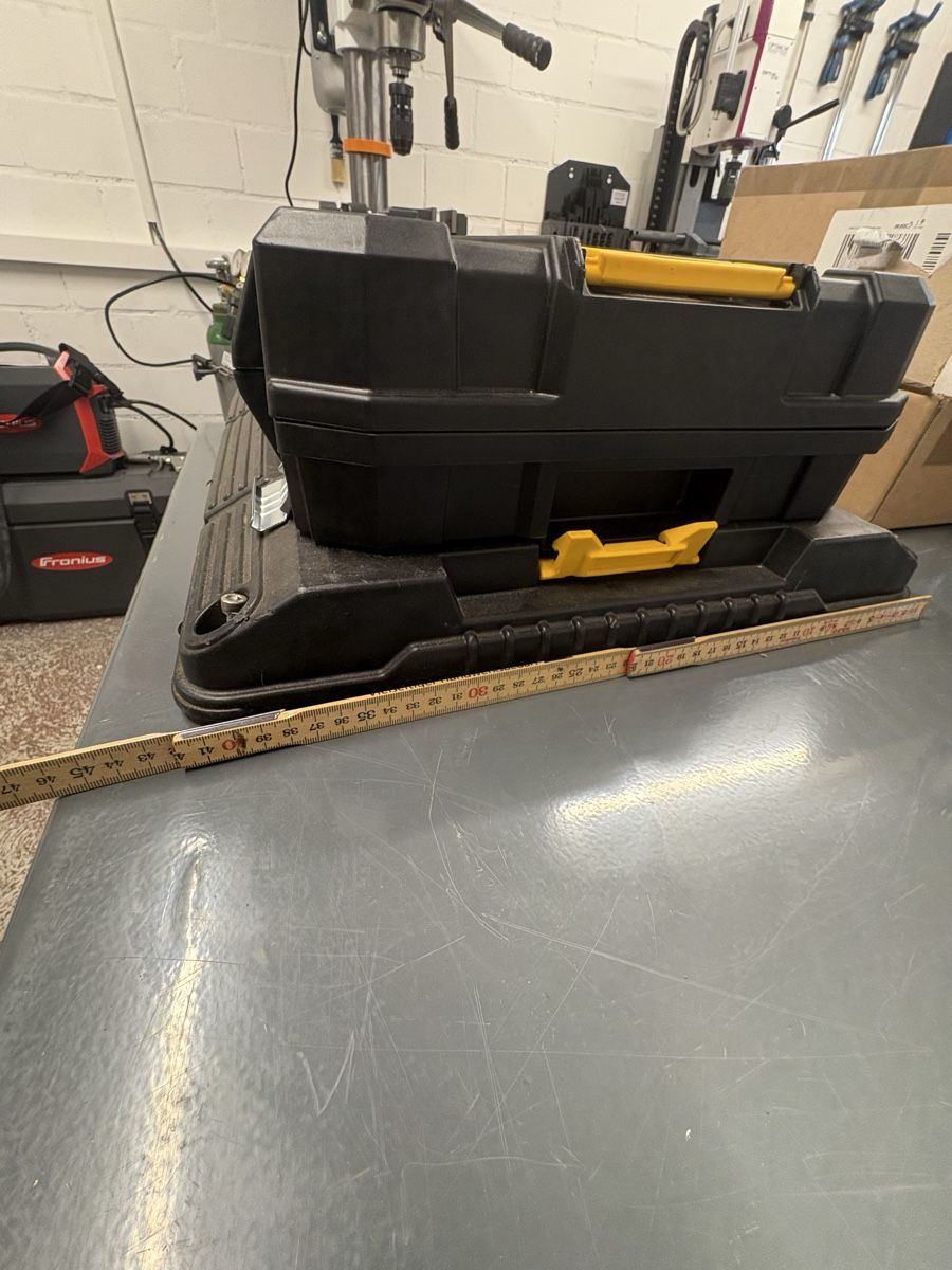 Dewalt Alle Werkzeuge: Dewalt Plattform – Gebraucht aus Romanshorn von ric_jzz7 7