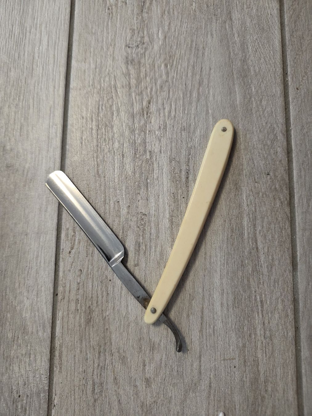 Rasoi & Lamette da barba: Rasiermesser Solina Hohl mit Etui  – Usato da Dorf venduto da Echo_Elements 2