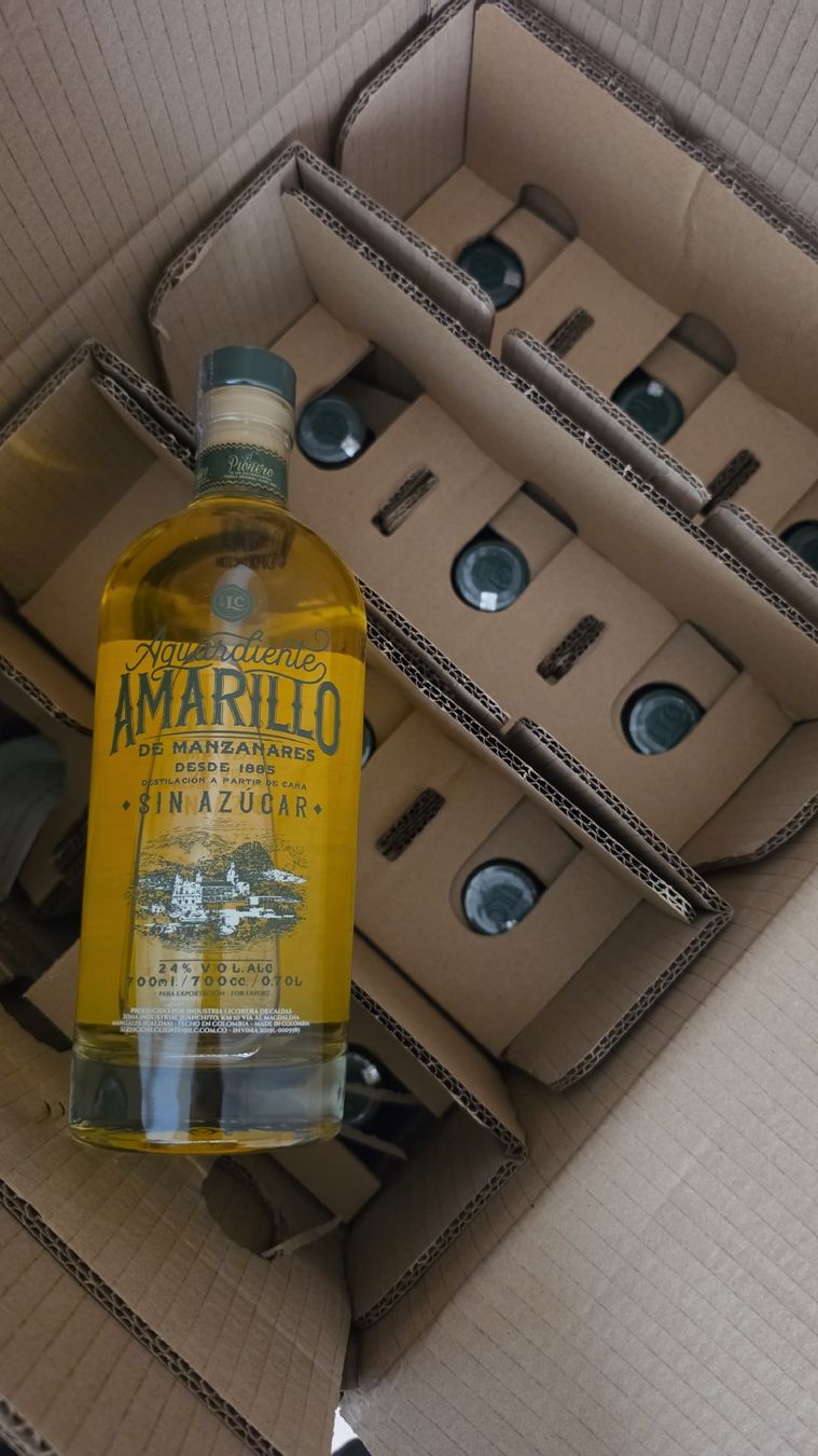 Spirituosen: Aguardiente Amarillo 700ml x 6 und – Neu und originalverpackt aus Grand-Lancy von 50plus50