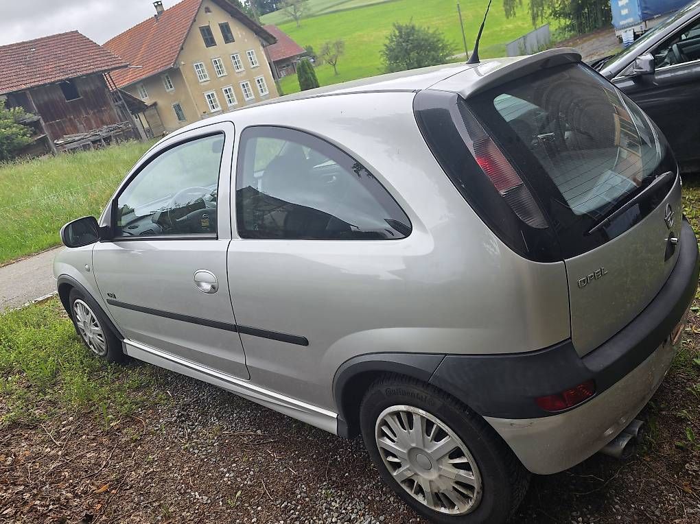 Automobili: Opel Corsa 1.8 GSI Irmscher  – Usato da Rickenbach LU venduto da 4dara 2