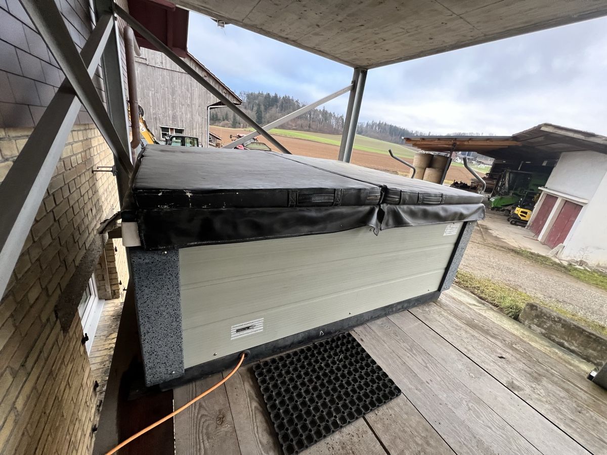 Whirlpool: Whirlpool gebraucht – Gebraucht aus Oberstammheim von arn_vv5b 1