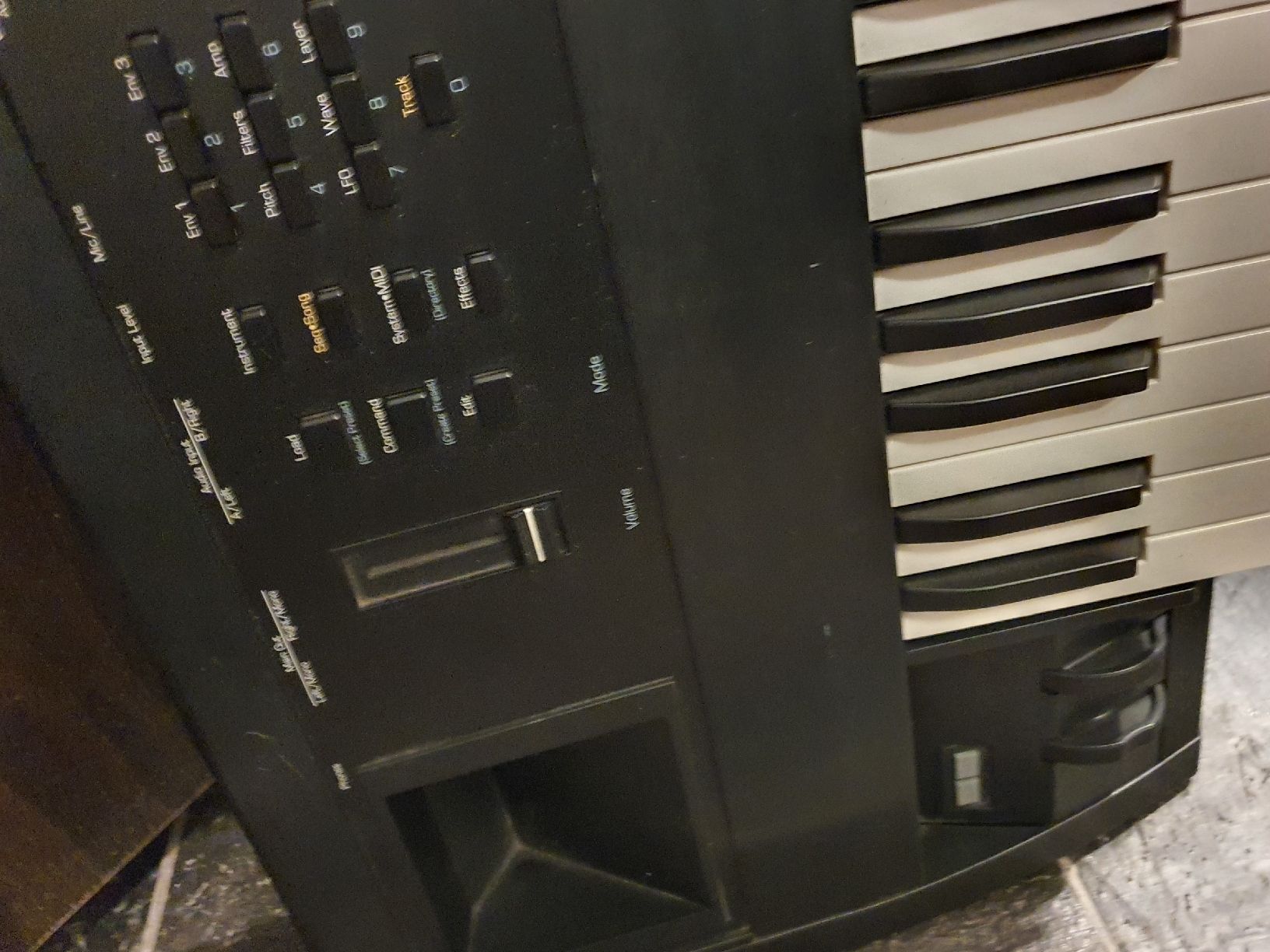 Ensoniq Strumenti musicali: Ensoniq ASR-10 Sampler Keyboard Kult-Gerät! – Usato da Muri AG venduto da Jeromia 1