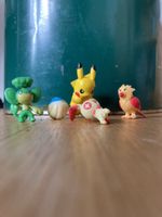 Pokémon figurines 