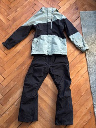 Skianzug-SET, Volcom Jacke, Quiksilver Hose