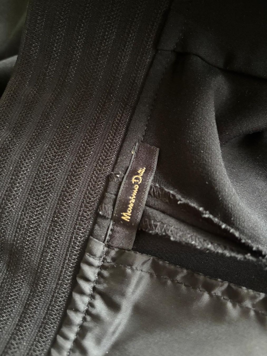 Massimo Dutti Pantalons: Massimo Dutti Stoffhose Schwarz GR 34 – D'occasion à Baden par Muschti 3
