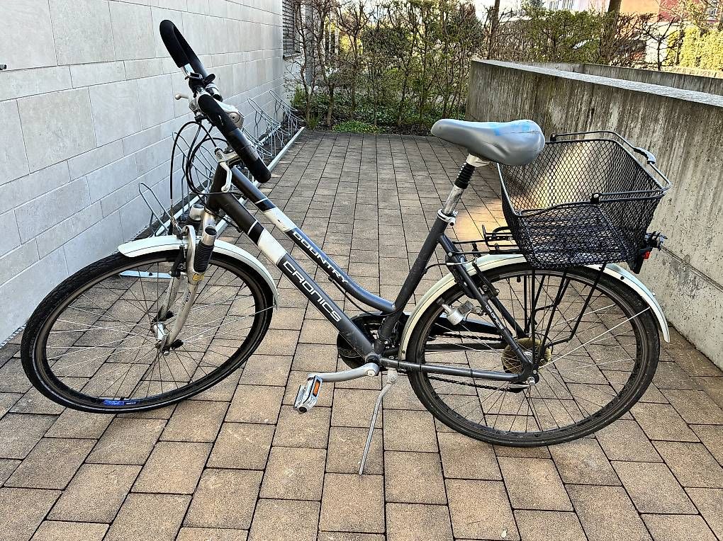 Velos: (Bahnhof-) Velo zu verschenken – Gebraucht aus Widnau von daria-ama