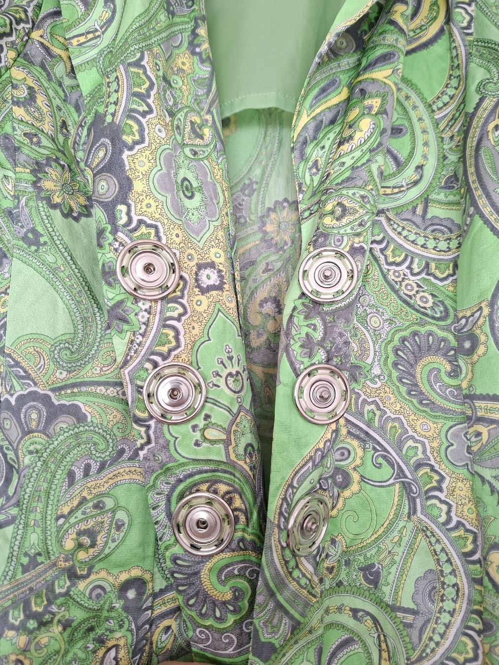 Airfield Lots de vêtements: Ensemble AIRFIELD veste + top imprimé vert – D'occasion à Lutry par Sim_Sta 9