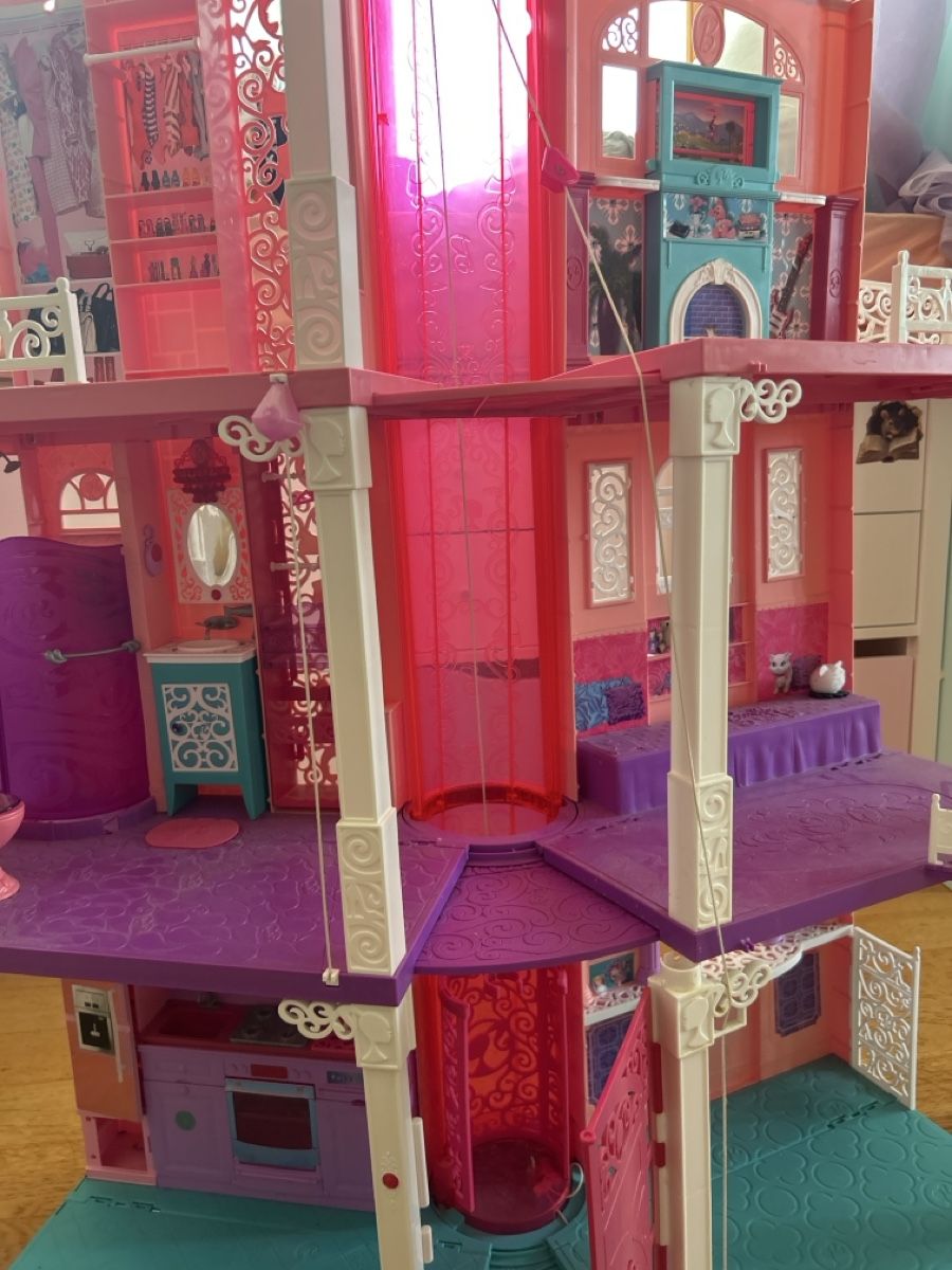 Barbie Puppenhäuser & -möbel: Barbiehaus – Gebraucht aus Zetzwil von BaBo1981 3