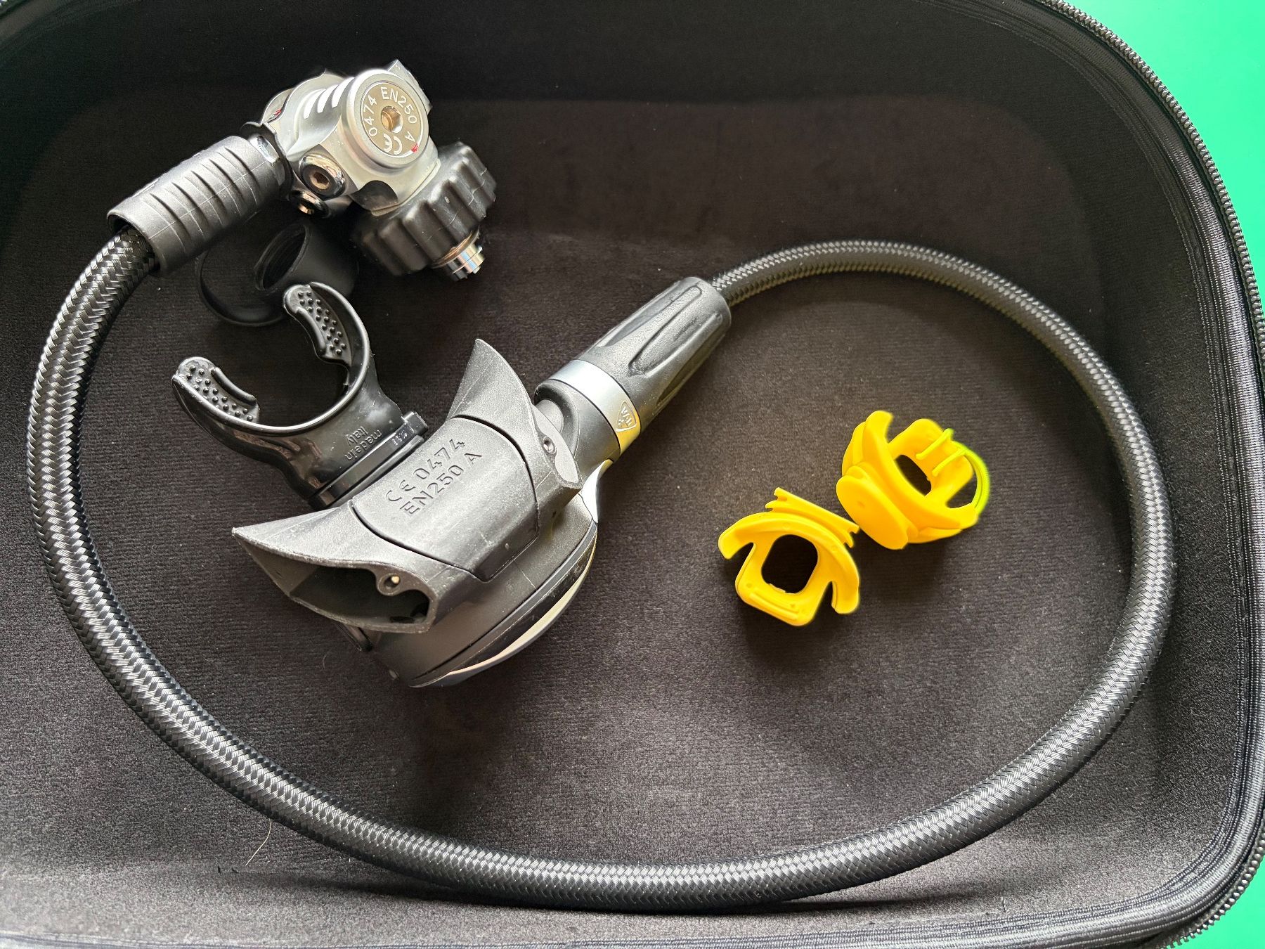 Mares Respiratori & Giubbotti: Détendeur Mares Ultra 62X – Usato da Lausanne venduto da dayvan 1