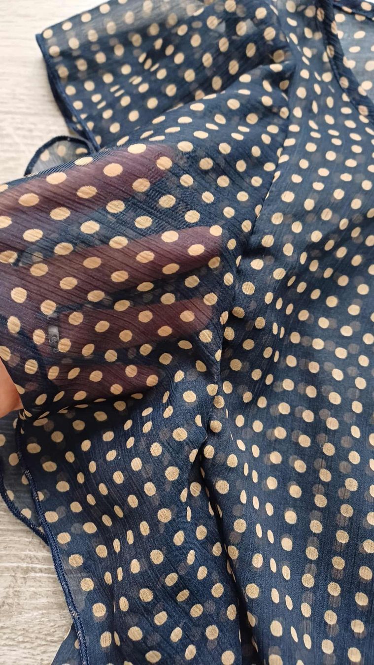 Benetton Camicette: BENETTON XS – Usato da Müntschemier venduto da Kinako 2