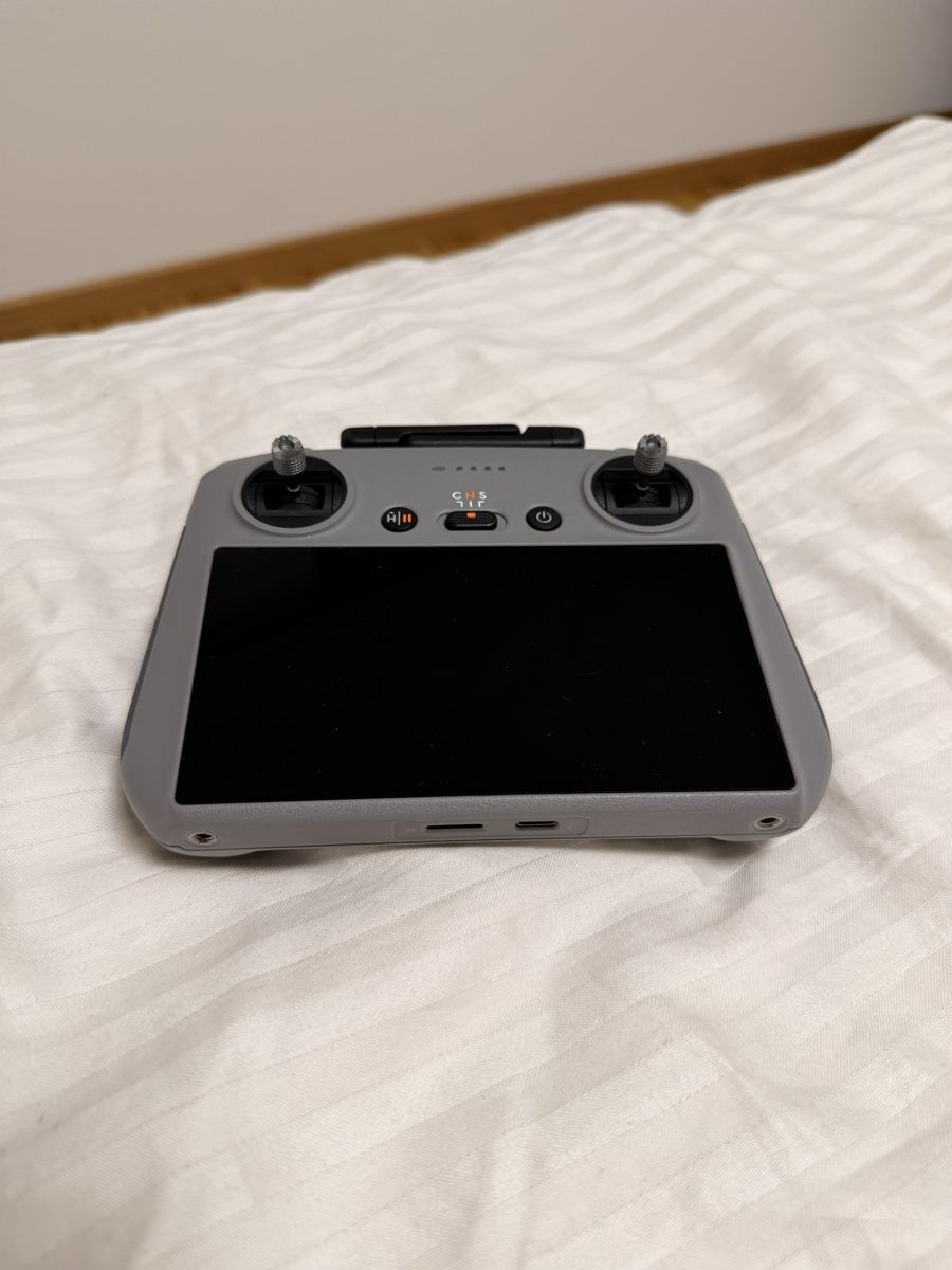 DJI Commande à distance: DJI RC2  – D'occasion à Sirnach par sirnach.uni 2