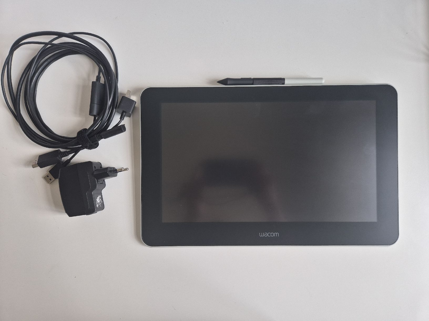 Wacom Tablet PC: Wacom One Creative Pen Dispaly 13.3'' – Gebraucht aus Basel von hazel-nut 1