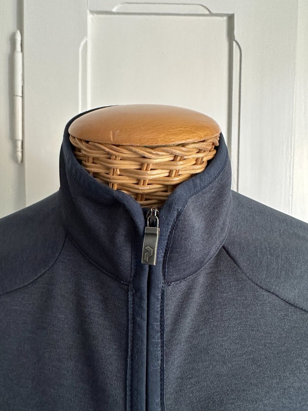 Peak Performance Jacken: PEAK PERFORMANCE - Sportjacke dunkelblau S – Neu (gemäss Beschreibung) aus Zürich von Diazaio 3