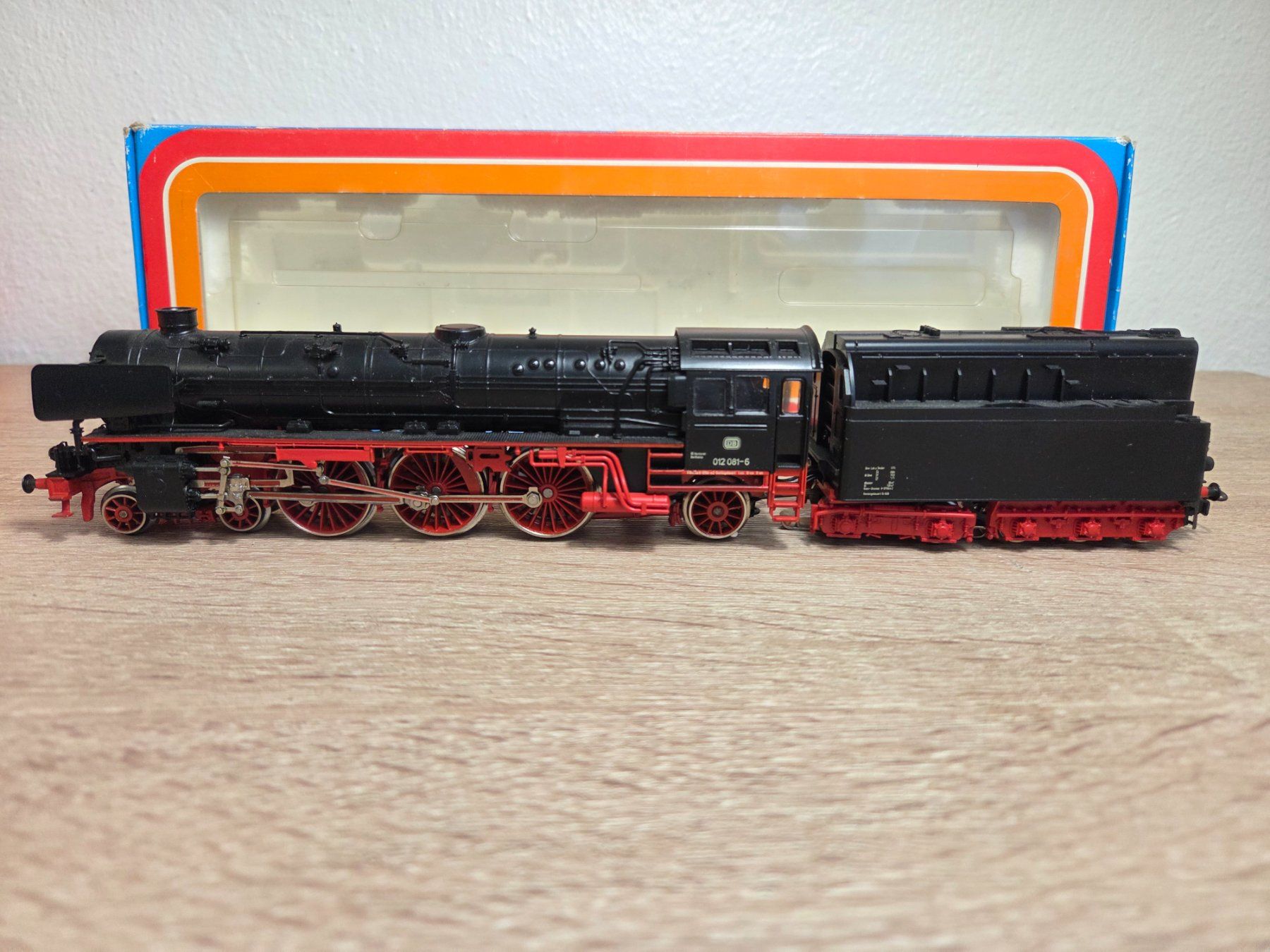 Märklin Modellini di ferrovie: Märklin 3310 Dampflok BR 012 DB H0 – Usato da St-Aubin-Sauges venduto da Lo_Go