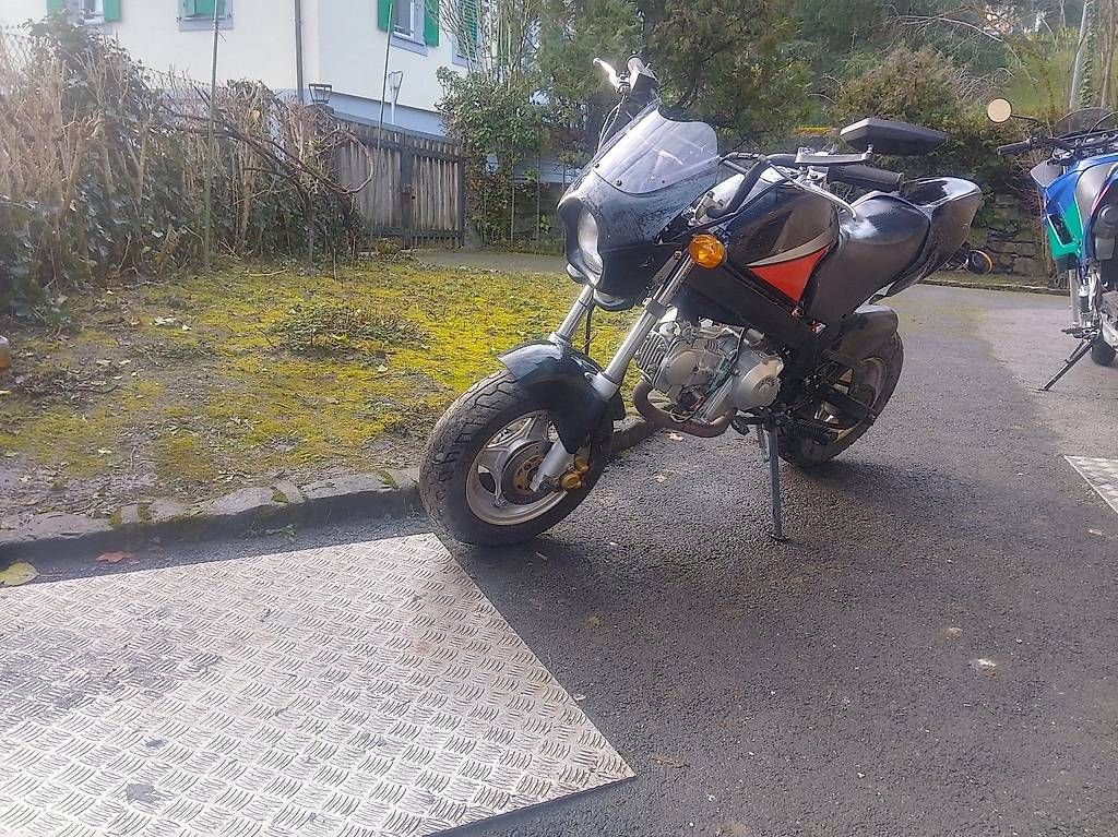 Skyteam Strada: Skyteam 125 PBR Motorrad – Usato da Würenlingen venduto da MisterYves 1