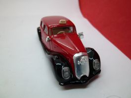 Panhard TAXI - altes und schweres Modell von Eligor