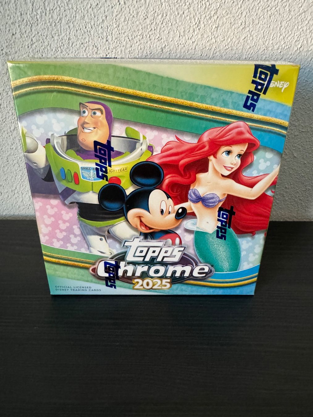 Topps Carte collezionabili: 2025 Topps Chrome® Disney - Mega Box - NEU / SEALED – Nuovo e nell'imballaggio originale da Schaffhausen venduto da Retrogaming90 1