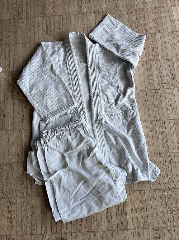Kimono: Judo-Gi – Usato da Uster venduto da Fluma 2