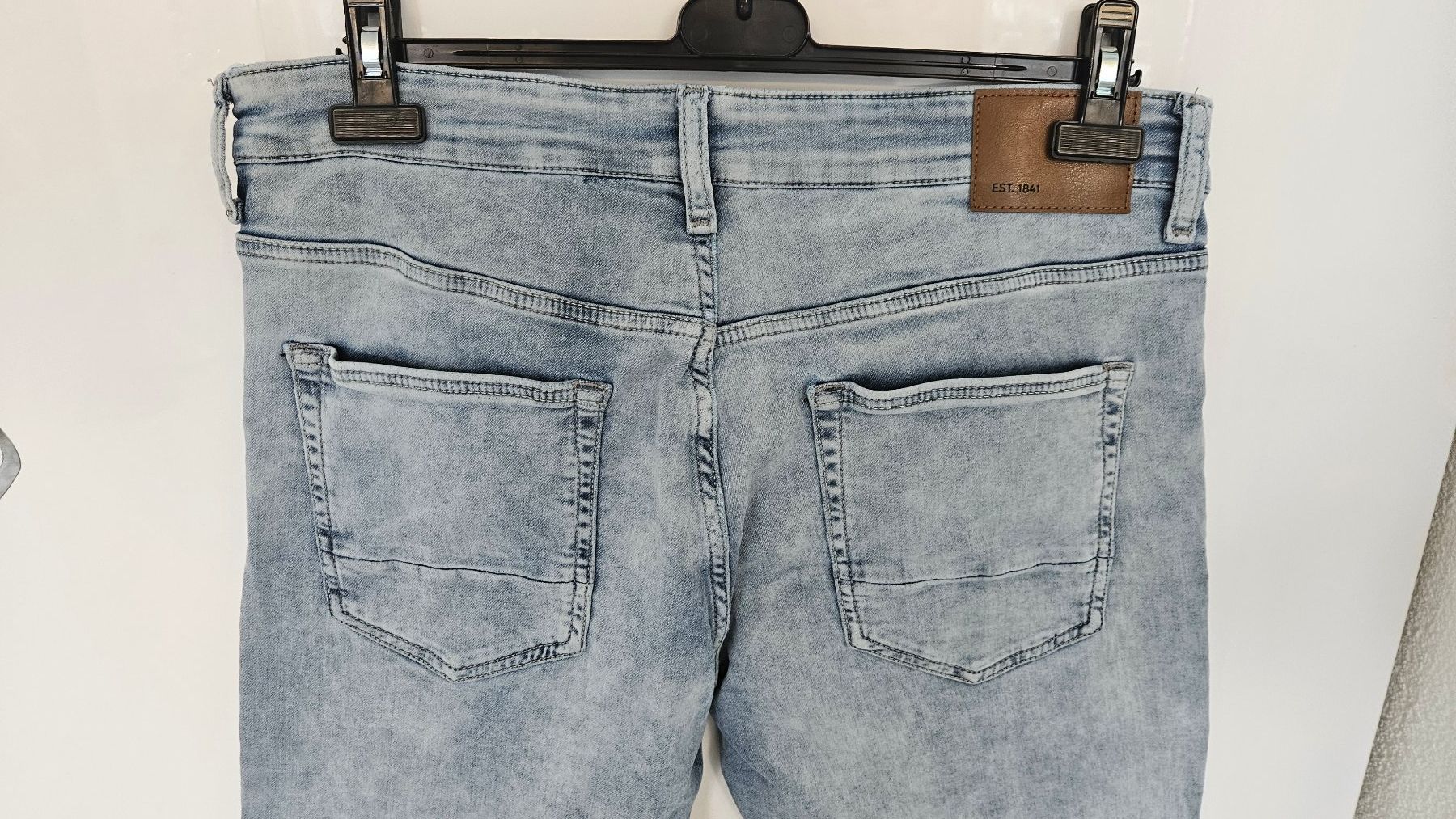 C&A Jeans: C&A Flex Jog Jeans, W36 L32, neuwertig, hellblau – Usato da Gossau ZH venduto da fashiontwo 4