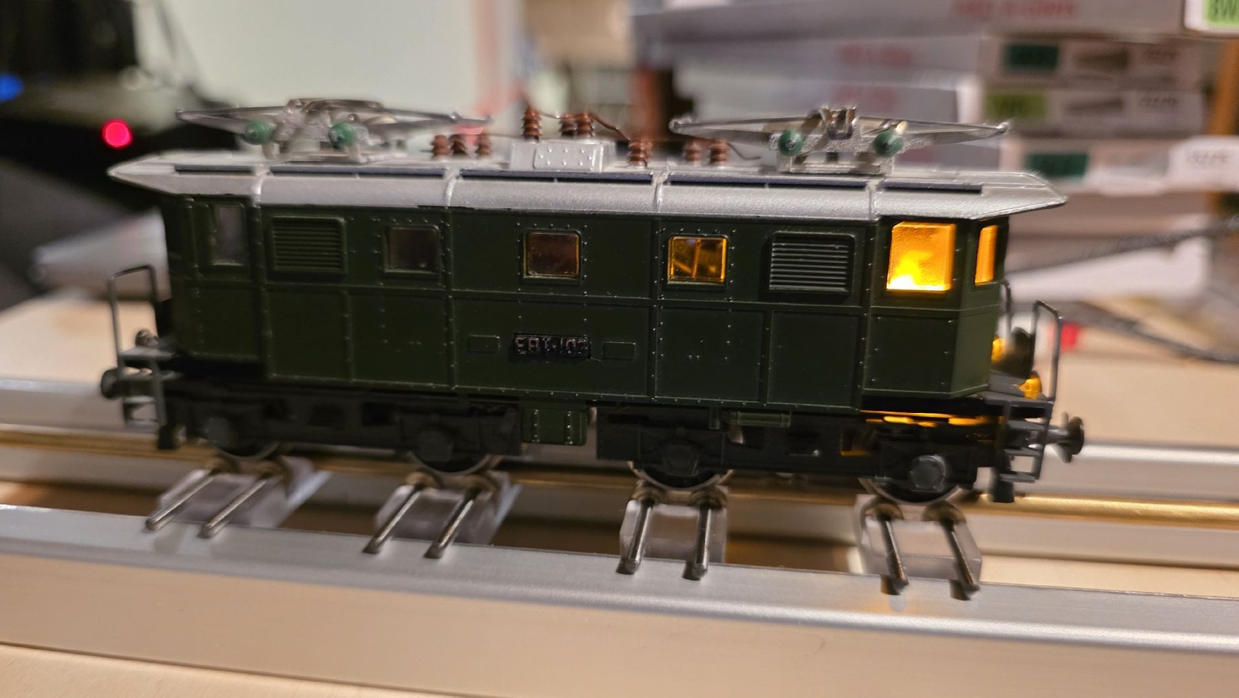 Liliput Modellini di ferrovie: EBT Be 4/4 102 AC Digital  – Usato da Meikirch venduto da Drystan 2