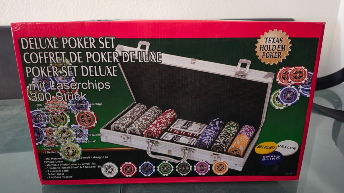 Jeux: Poker Koffer Neu – Neuf (Voir description) à Horw par Strolchi86