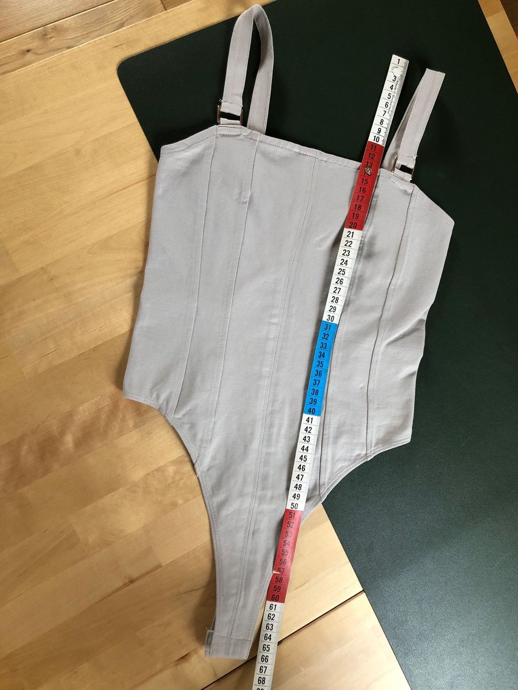 H&M Altra biancheria intima: H&M Body String Beige à Boucles rose doré NEUF XS – Nuovo e nell'imballaggio originale da St-Aubin FR venduto da Tiweety 2