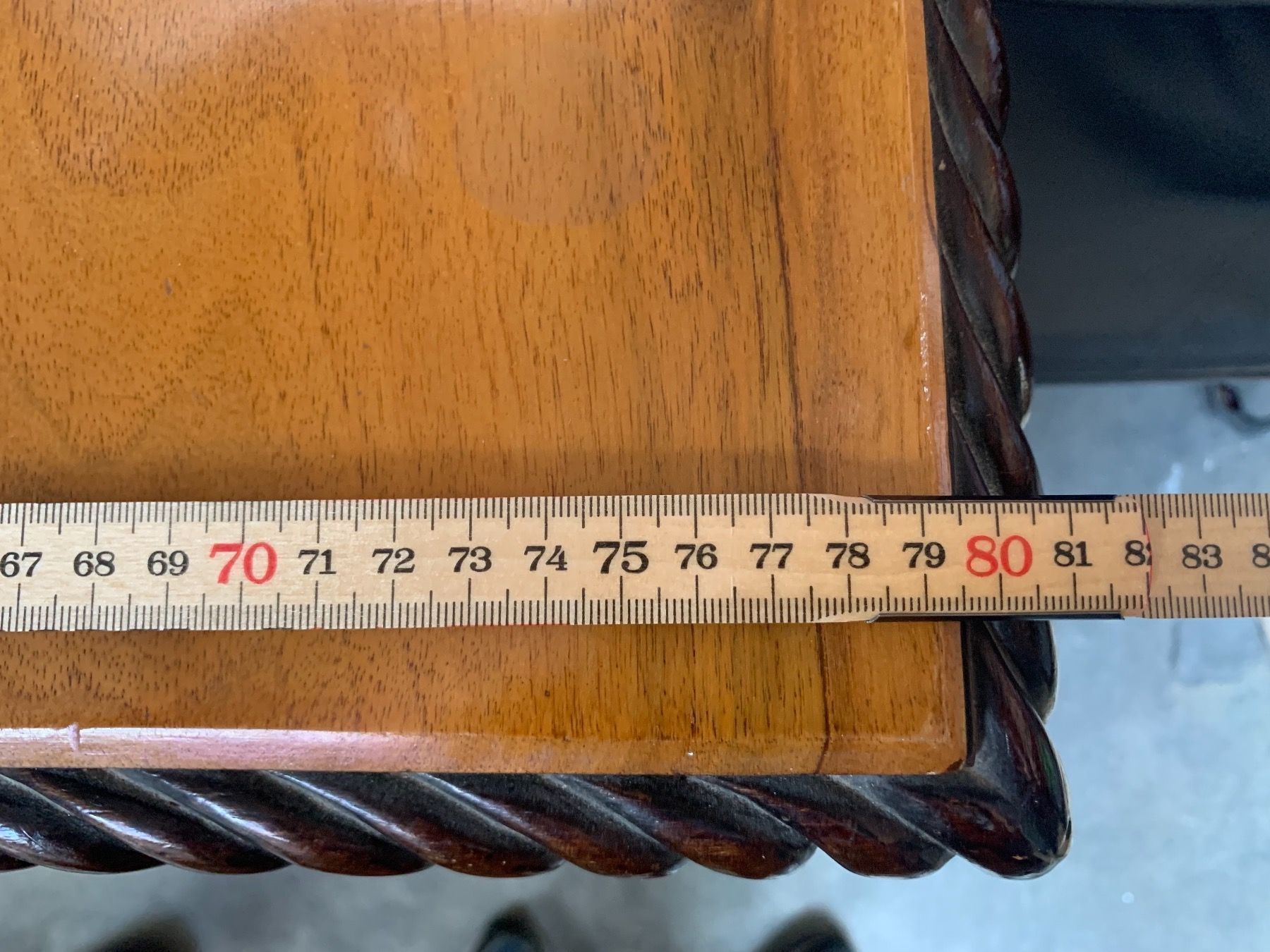 Tavoli: Holz Tisch 138x80 – Usato da Häggenschwil venduto da Alkuko 5