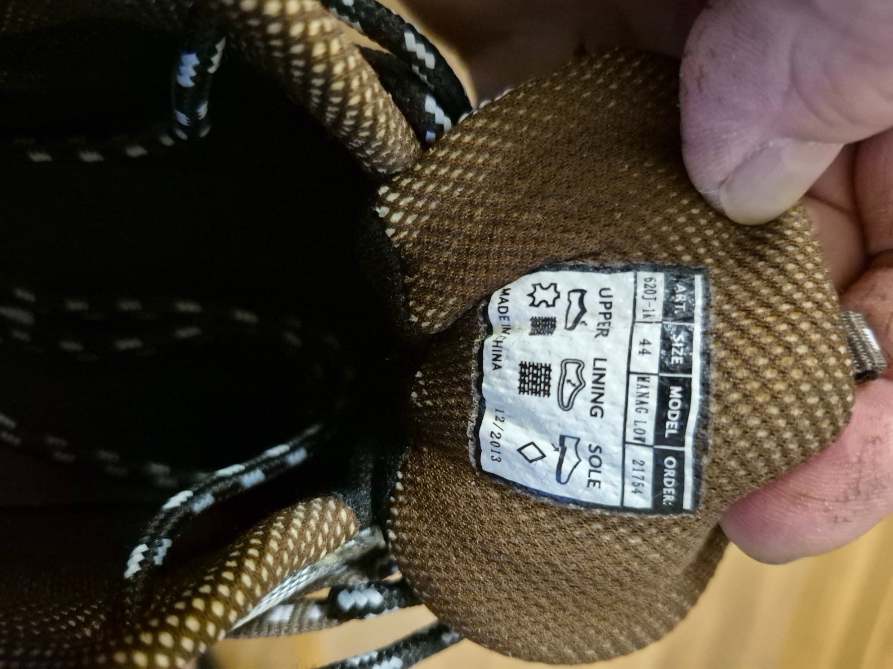 Chaussures hommes: SHERPA Trekingschuh Grösse 44 – D'occasion à Detligen par Arminus 5