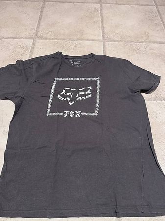 Fox T-Shirt in  dunkelgrau/schwarz