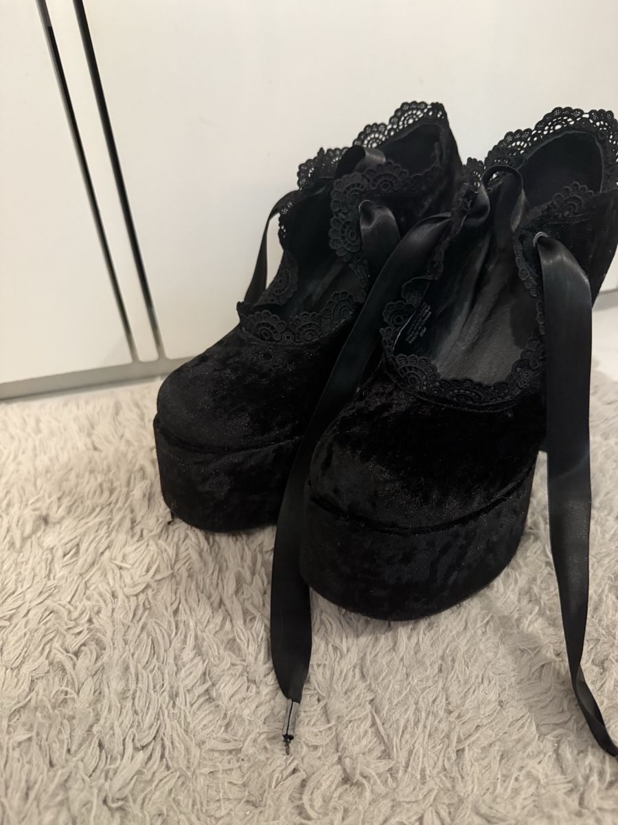 Chaussures femmes: Black Velvet Platform – Neuf (Voir description) à Suhr par iam.deestiny 2