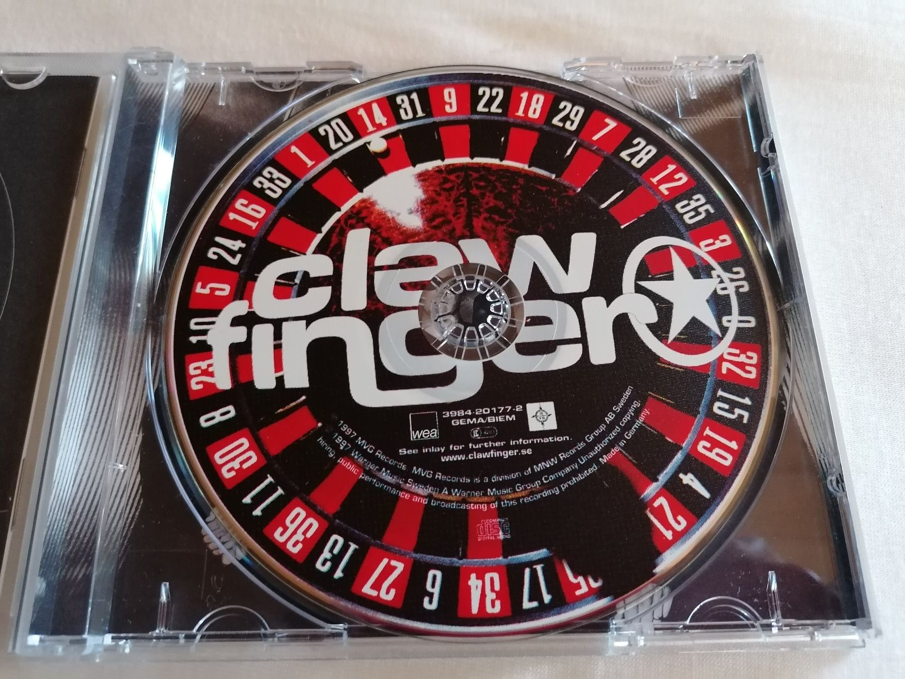 CD: CLAWFINGER - CLAFINGER (1997) – Usato da Ermenswil venduto da easyric 1