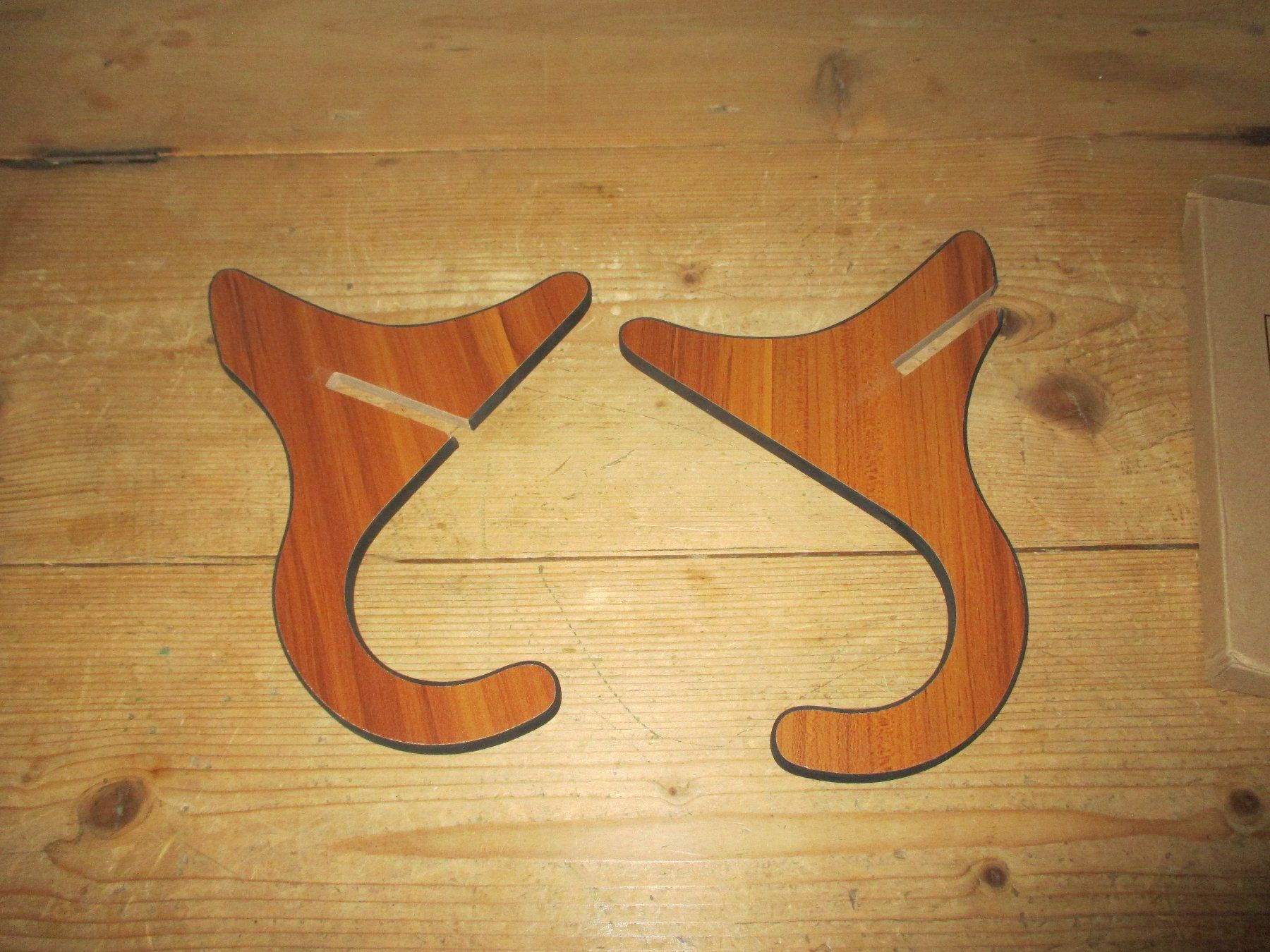 Strumenti musicali: Ständer für Violine / Ukulele – Nuovo (secondo la descrizione) da Flims - Dorf venduto da Stagediver 1