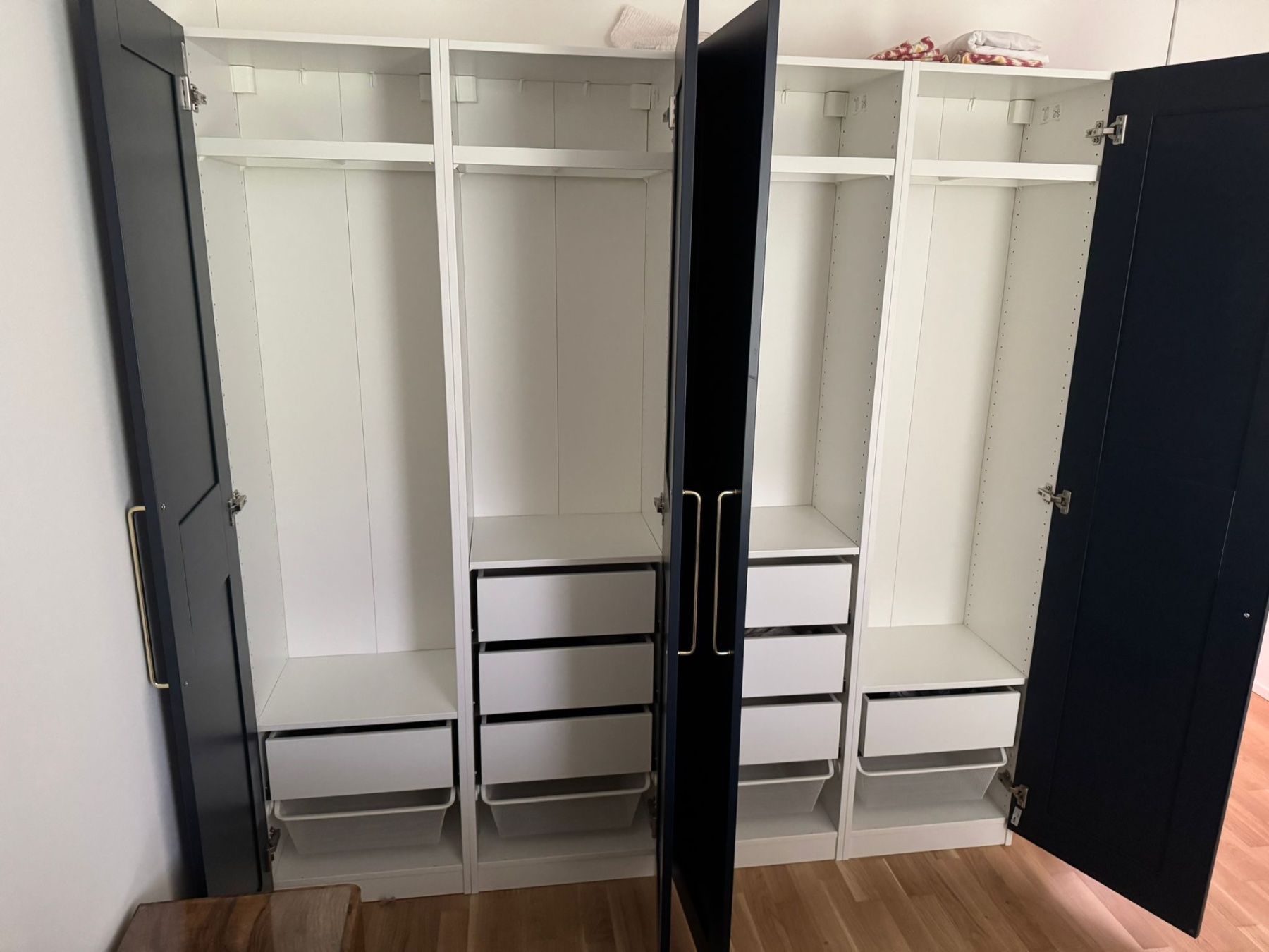Armadi: IKEA PAX Kleiderschrank – Usato da St. Gallen venduto da fer_95y8 2